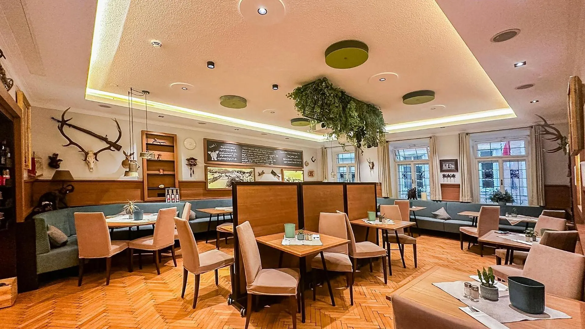 Hotel Elefant Family Business Solnohrad 2*,  Rakousko