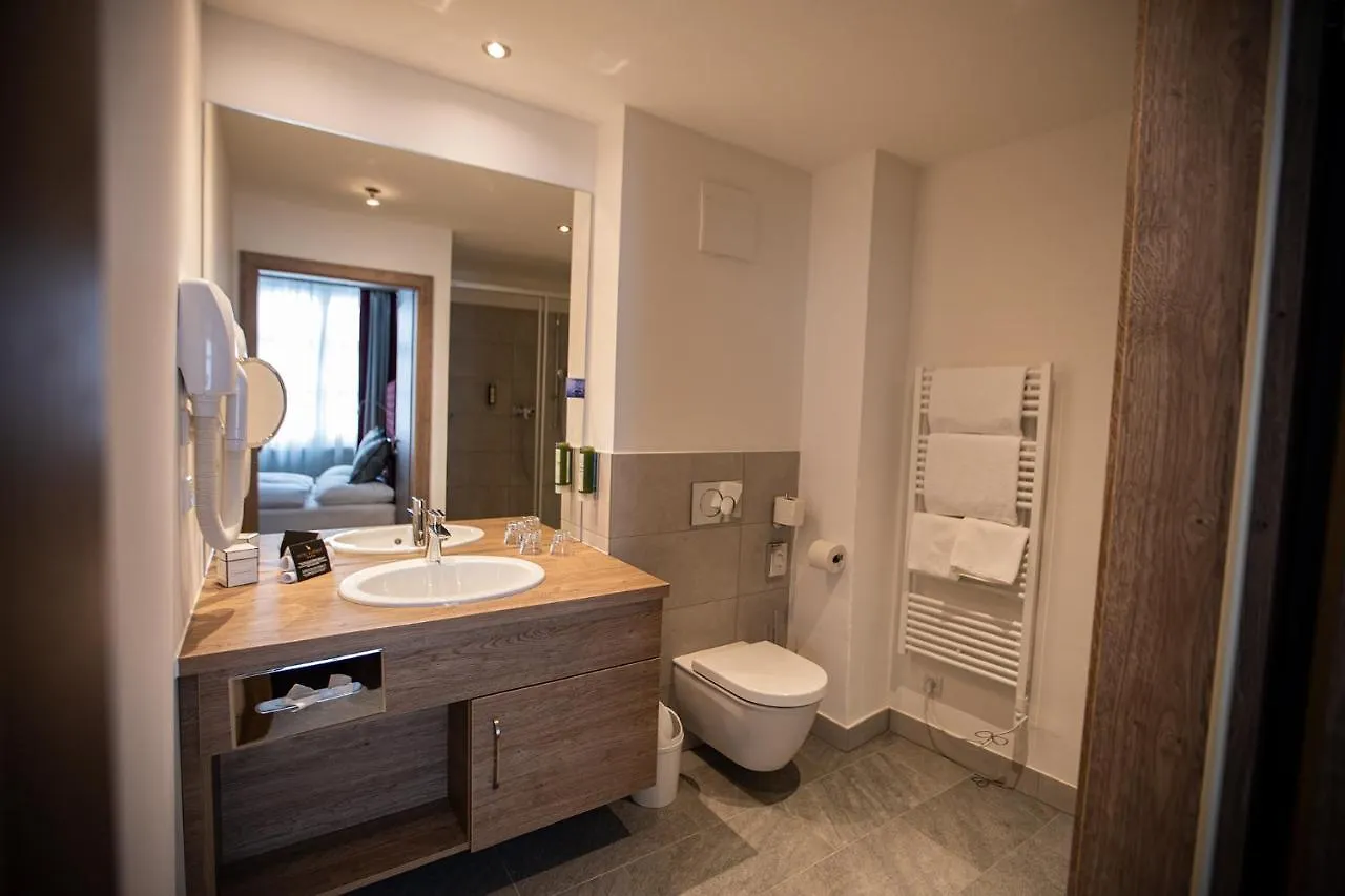 Hotel Elefant Family Business Solnohrad